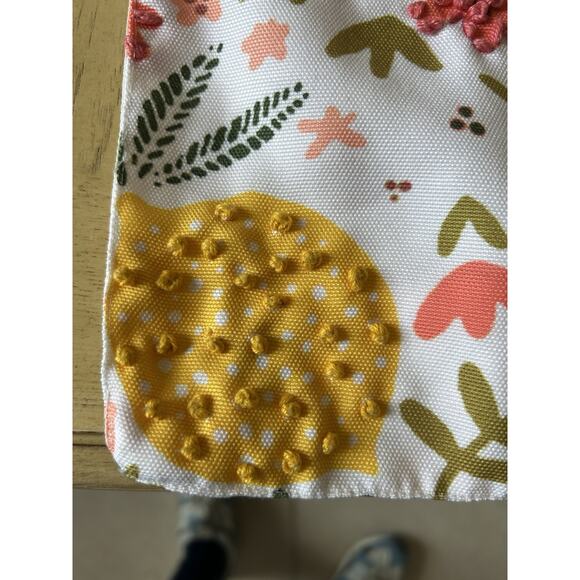 Vibrant Spring Lemons Butterfly Cottage Floral 72” Table Runner Textured Crochet - Picture 13 of 16